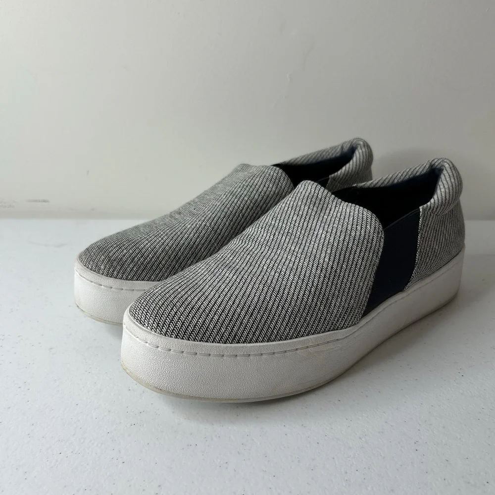 Vince Shoes Women's 9.5 Blair Slip On Navy Platform Sneaker Casual Minimalist